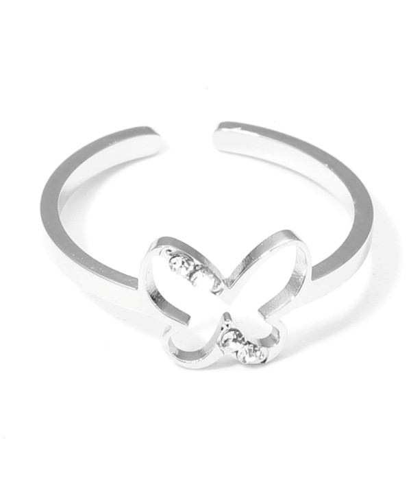 Anillo plateado con mariposa y detalles en circonitas