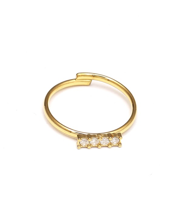 Anillo con circonitas alineadas