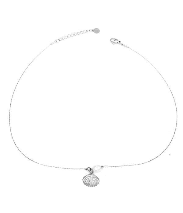 Collar plateado con concha y perla