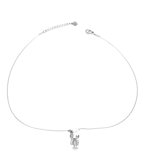 Collar plateado con langosta y perla