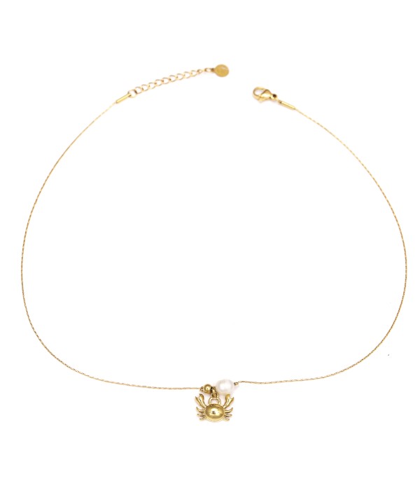 Collar dorado con cangrejo y perla