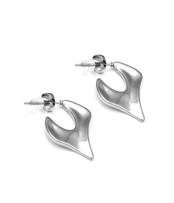 Pendientes de aro con diseño de corazón 2