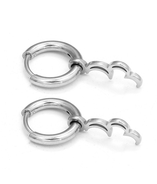 Pendientes de aro plateados con colgantes de lunas