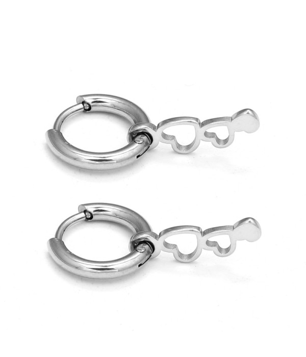 Pendientes de aro plateados con colgantes de corazones