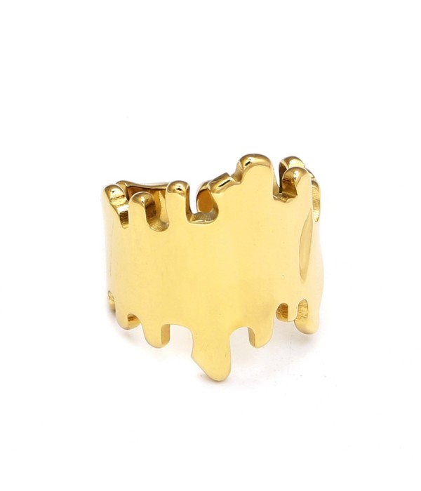 Anillo dorado con bordes irregulares