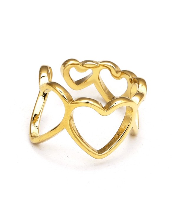 Anillo dorado de corazones entrelazados