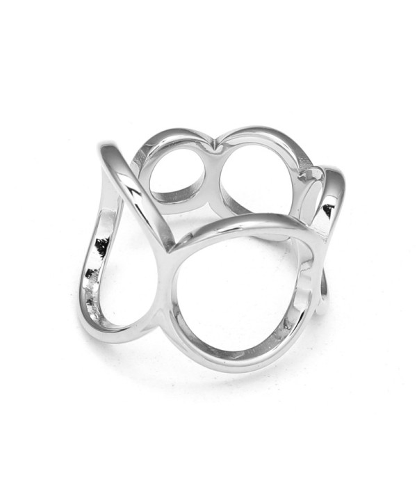 Anillo plateado de diseño orgánico