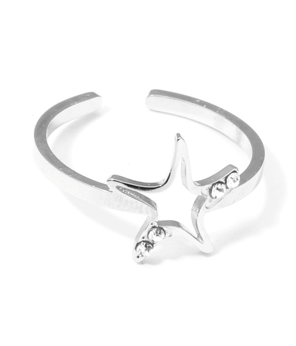 Anillo plateado con estrella y detalles en circonitas