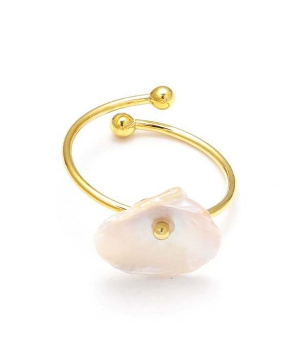 Anillo abierto dorado con perla natural