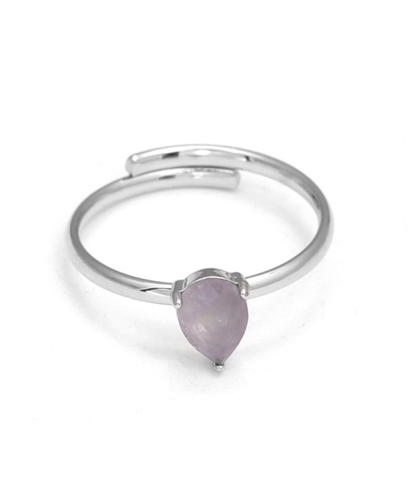 Anillo plateado con piedra en forma de gota