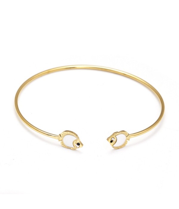 Pulsera rígida dorada con pez de nácar