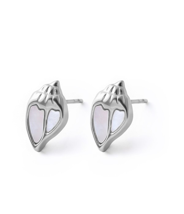 Pendientes plateados de caracola con nácar