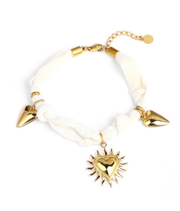 Pulsera con motivos de corazones