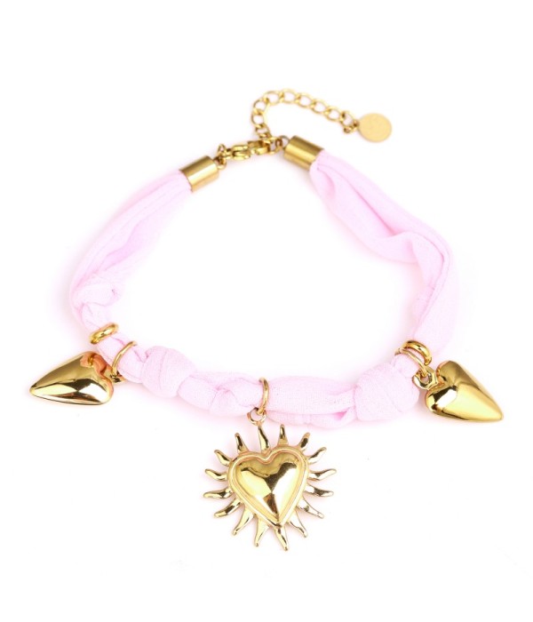 Pulsera con motivos de corazones