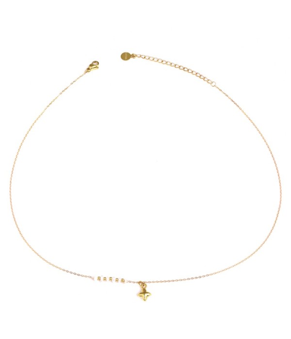 Collar dorado con cruz y perla