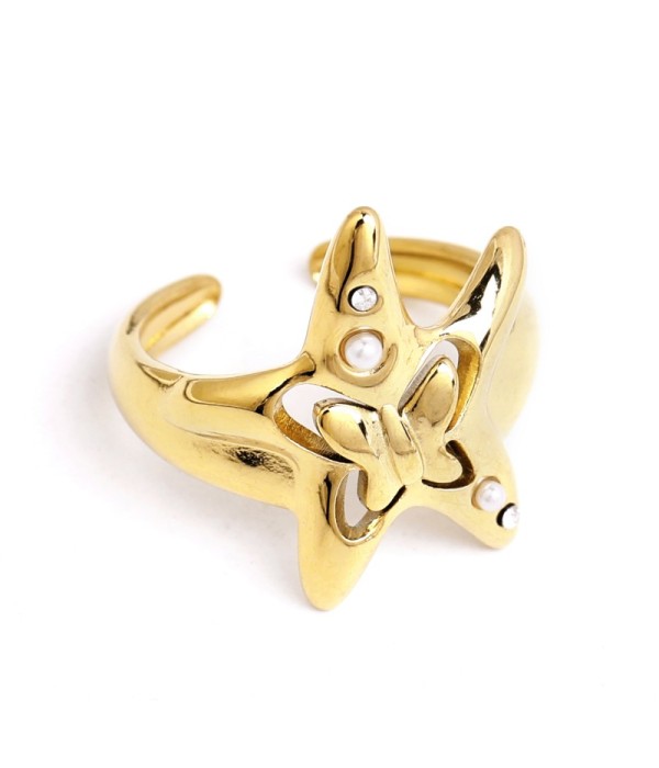 Anillo de estrella con mariposa