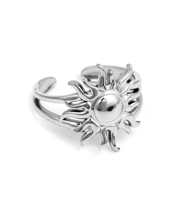 Anillo con diseño de sol