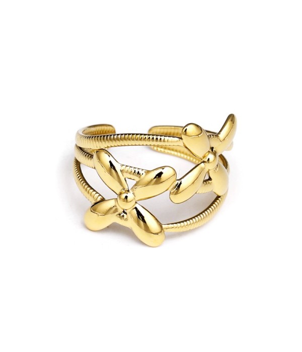 Anillo dorado con flores