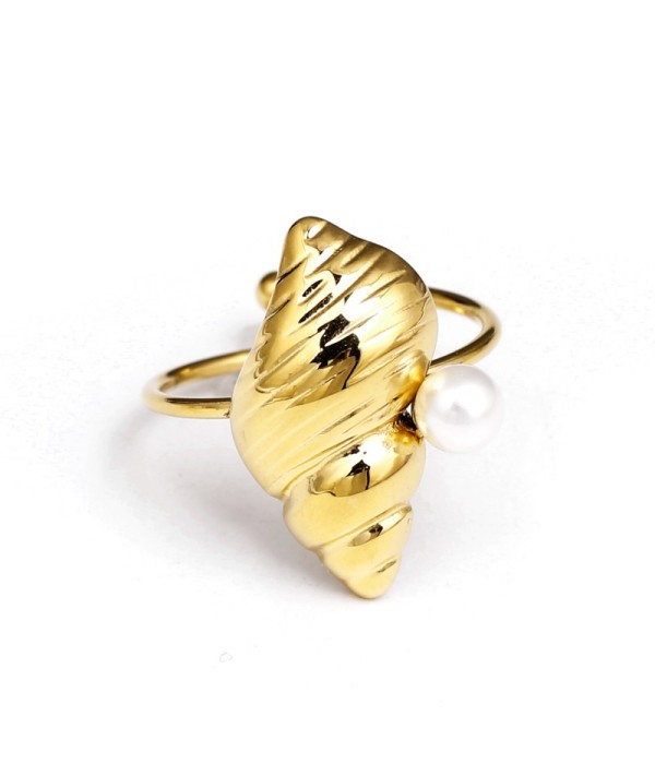 Anillo de caracola con perla