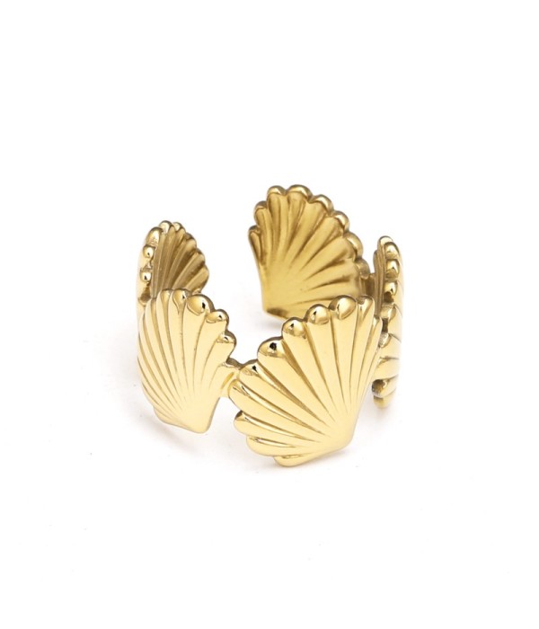 Anillo con conchas