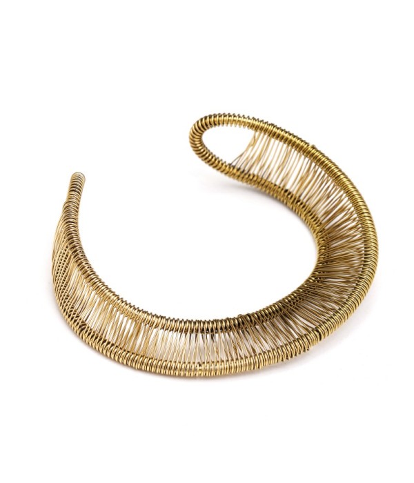 Brazalete dorado tipo malla envolvente