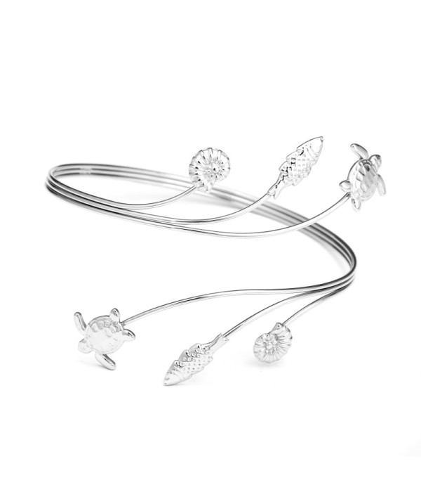 Brazalete de brazo plateado con tortugas, caracolas y pez