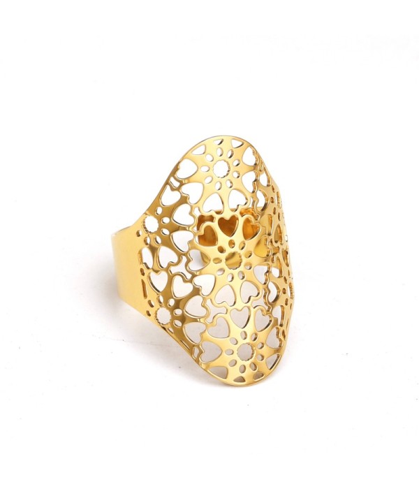 Anillo dorado calado en forma de corazones