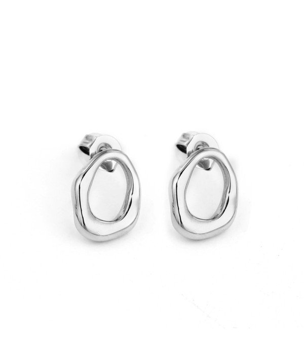 Pendientes plateados ovalados pequeños