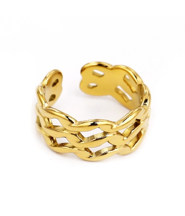 Anillo dorado con diseño entrelazado