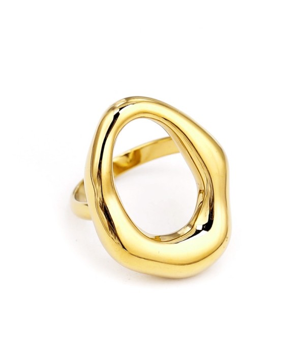 Anillo dorado ovalado minimalista