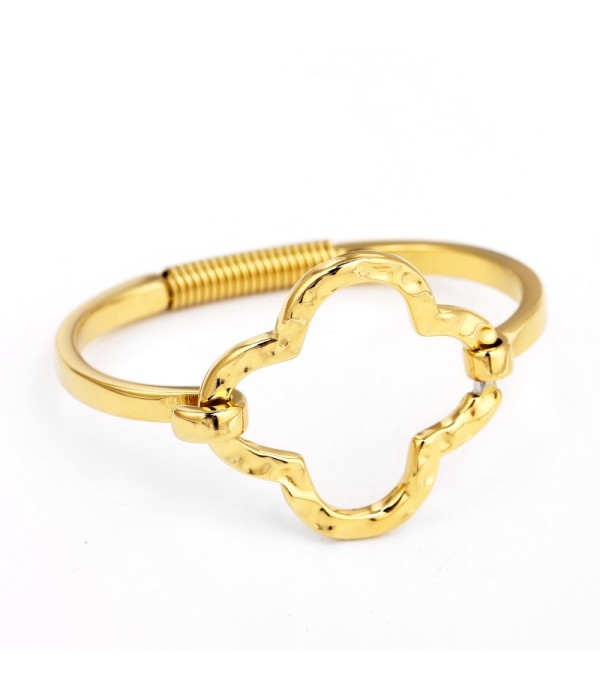 Pulsera rígida con trébol de cuatro hojas central
