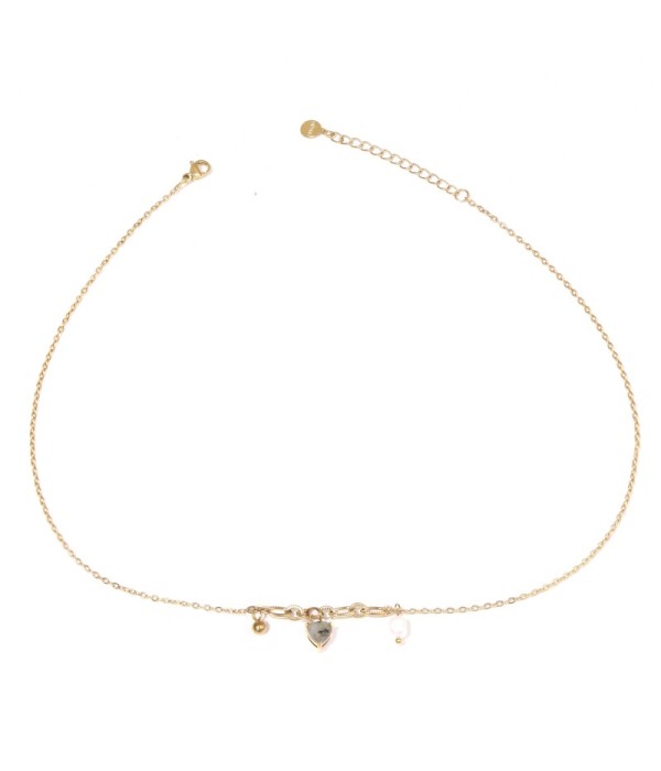 Collar dorado con colgante de piedra de corazón y perla