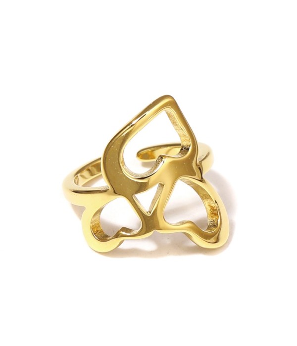 Anillo dorado de corazones enlazados