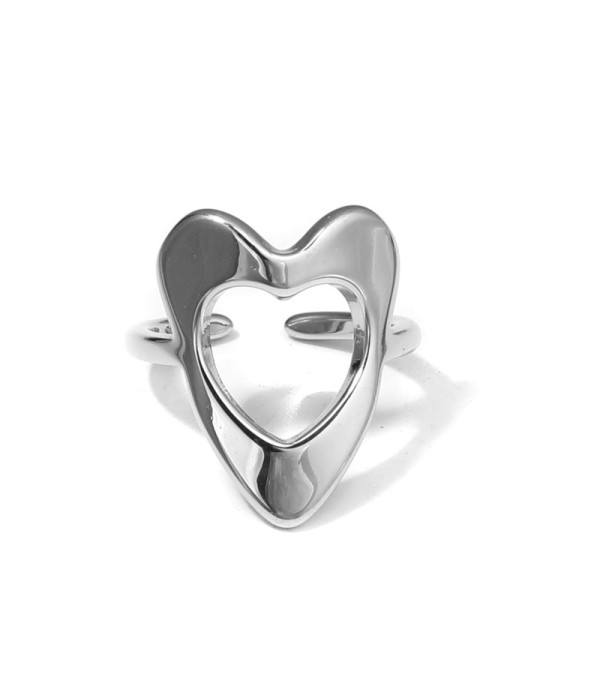 Anillo plateado con corazón calado