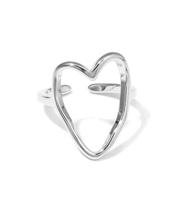 Anillo plateado de corazón minimalista
