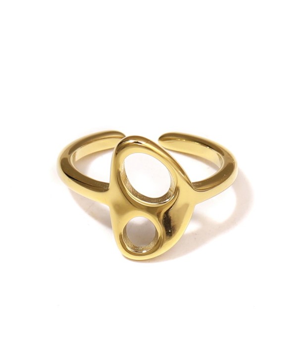 Anillo con óvalos calados