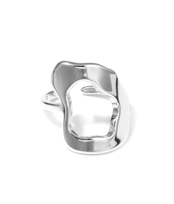 Anillo con contorno orgánico calado