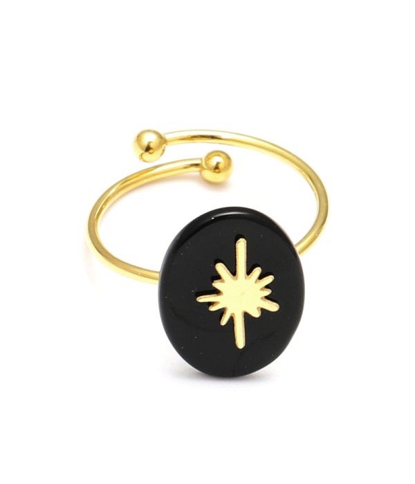 Anillo abierto dorado con detalle estrella y piedra ovalada