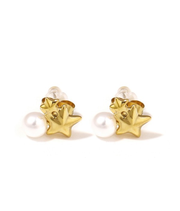 Pendientes dorados con diseño de estrellas y perla