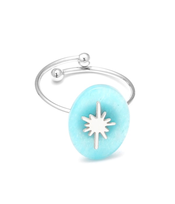 Anillo abierto plateado con detalle estrella y piedra ovalada