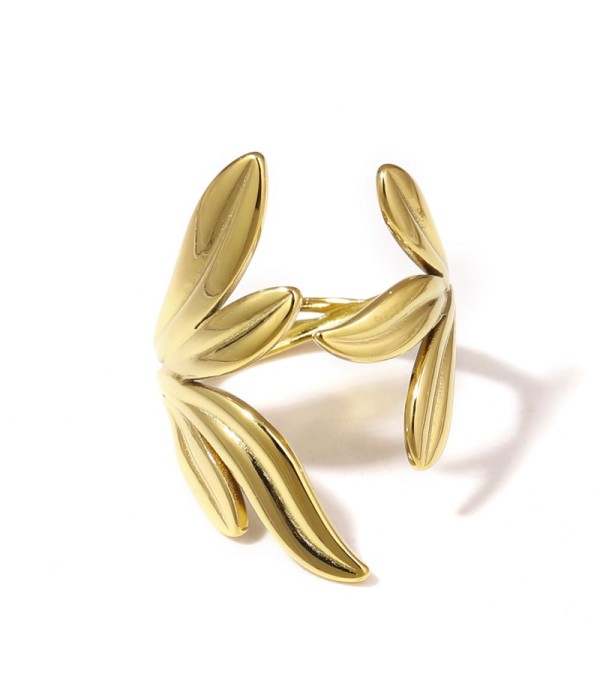 Anillo con diseño de hojas
