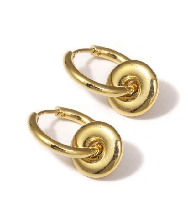 Pendientes de aro con colgante de forma circular