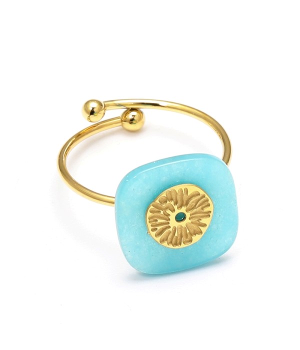 Anillo abierto dorado con detalle circulo y piedra cuadrada