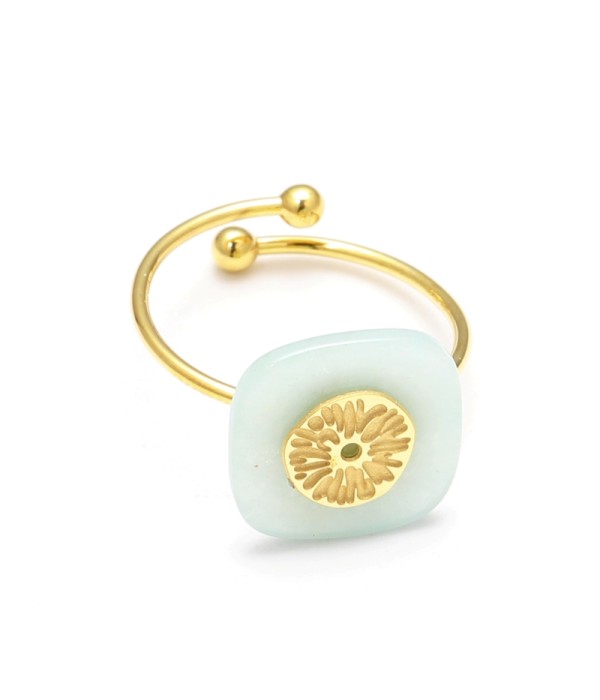 Anillo abierto dorado con detalle circulo y piedra cuadrada