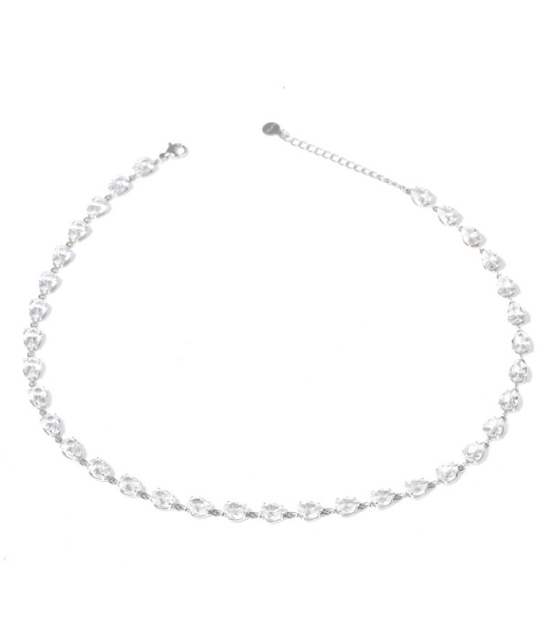 Collar plateado con circonitas en forma de gota