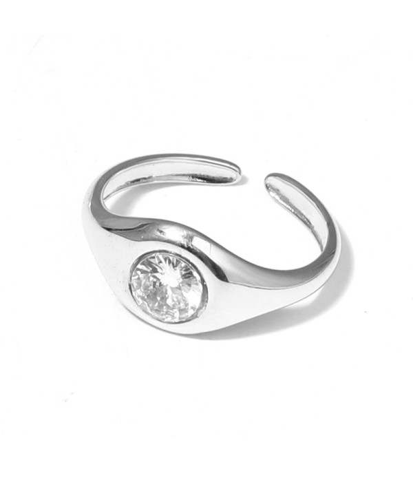 Anillo con circonita redonda engastada 2