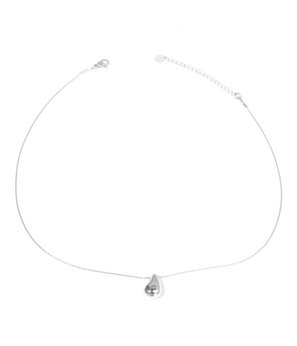 Collar plateado con colgante de gota