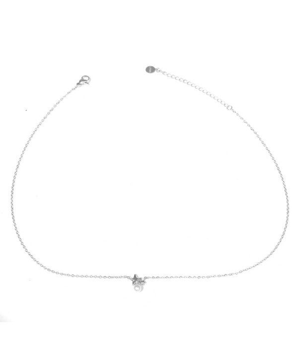 Collar plateado con colgante de estrellas y perla