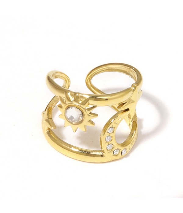 Anillo dorado con sol, luna, estrellas y circonitas