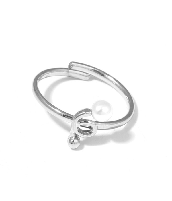 Anillo con línea curva y perla